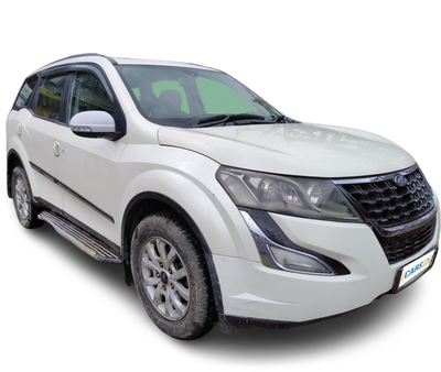 Mahindra XUV500-img